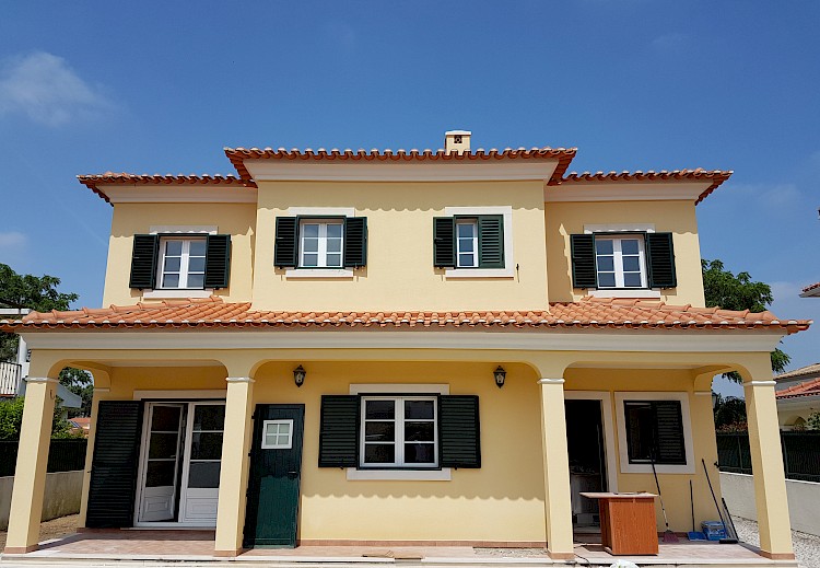 Pintura exterior da moradia