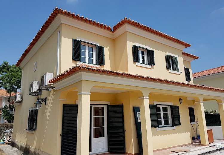 Pintura exterior da moradia