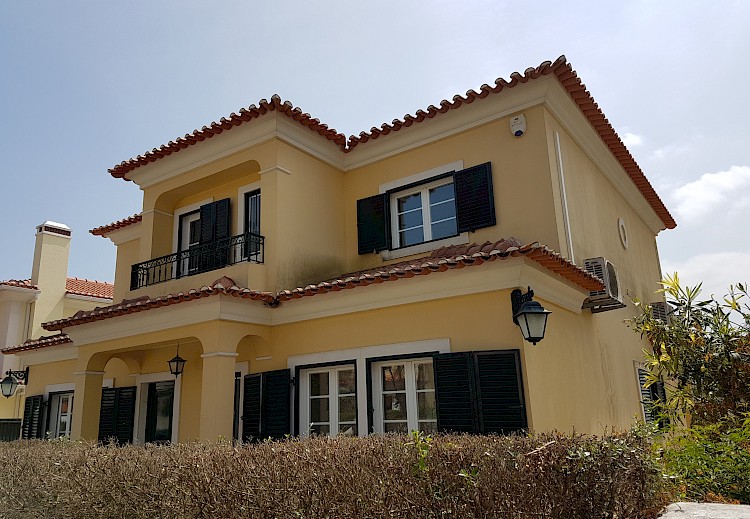 Pintura exterior da moradia