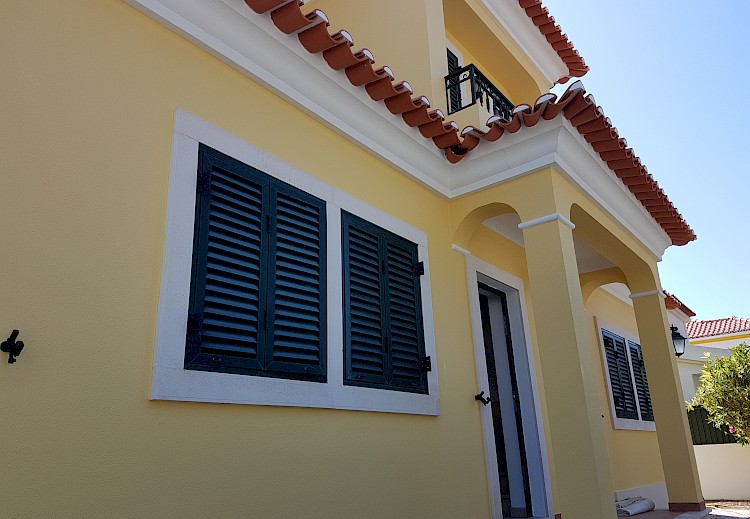 Pintura exterior da moradia