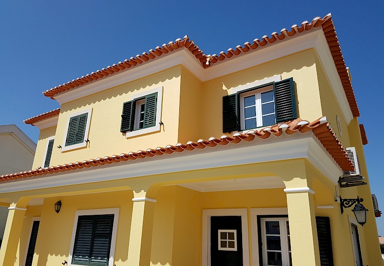 Pintura exterior da moradia